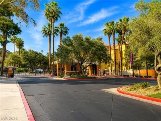 Photo #2: 2779431 Listing 