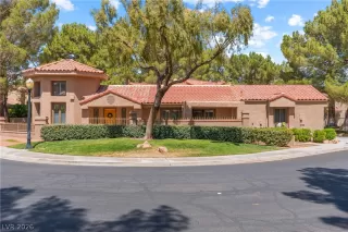 Photo #1: 2779464 Listing 
