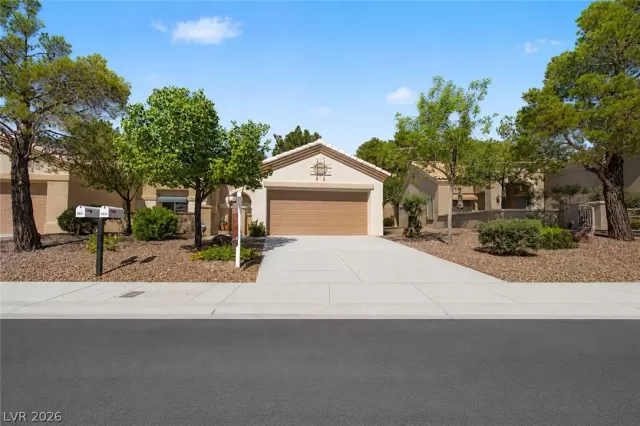 MLS: 2779480 Condo For Sale