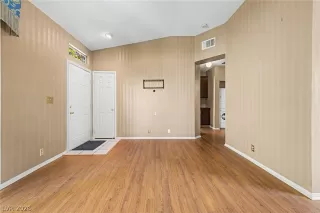 Photo #5: 2779483 Listing 