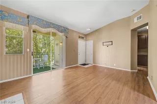 Photo #6: 2779483 Listing 