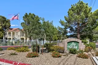 Photo #4: 2779501 Listing 