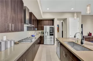 Photo #6: 2779520 Listing 
