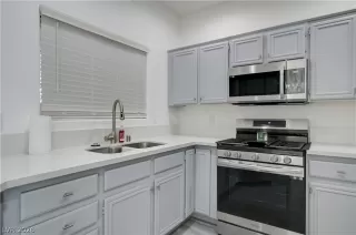 Photo #2: 2779612 Listing 