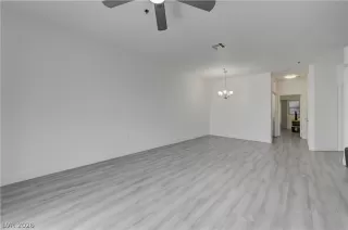 Photo #4: 2779612 Listing 