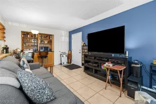 Photo #3: 2779624 Listing 