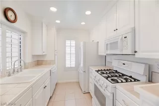 Photo #6: 2779639 Listing 