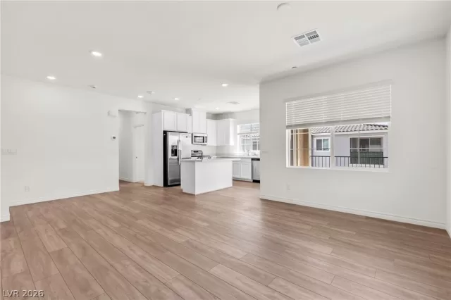 MLS: 2779668 Condo For Sale
