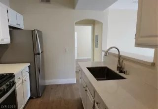 Photo #6: 2779673 Listing 