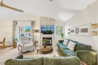 More Details about MLS # 2779722 : 556 YACHT HARBOR DRIVE 203