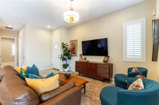 Photo #4: 2779738 Listing 