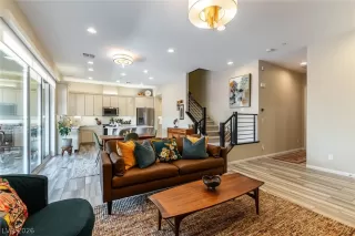 Photo #5: 2779738 Listing 