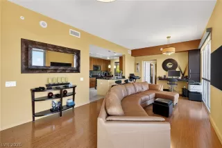 Photo #4: 2779757 Listing 