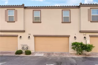 Photo #2: 2779821 Listing 