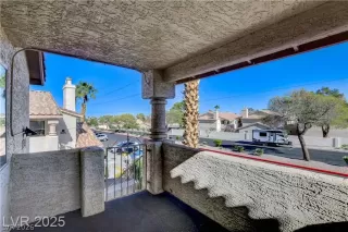 Photo #5: 2779830 Listing 