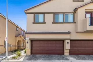 Photo #1: 2779831 Listing