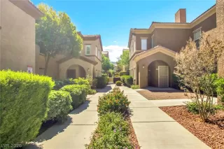 Photo #1: 2779846 Listing 