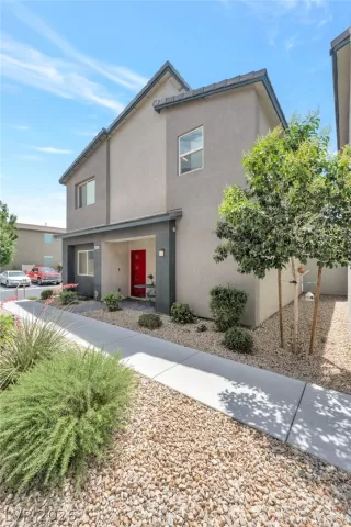Photo #1: 2780850 Listing