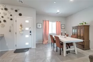 Photo #5: 2780850 Listing
