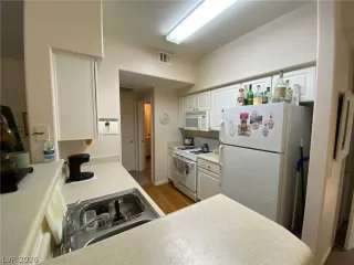 Photo #3: 2780887 Listing 
