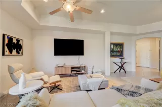 Photo #5: 2780905 Listing 