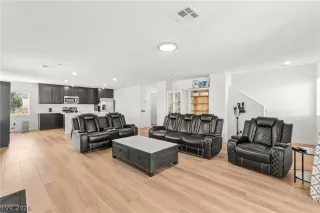 Photo #3: 2780961 Listing 
