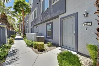 Photo #1: 2780982 Listing 