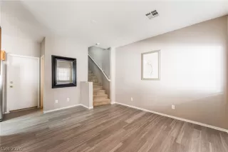 Photo #3: 2780983 Listing 