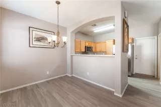 Photo #6: 2780983 Listing 