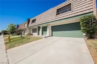 Photo #2: 2781017 Listing 