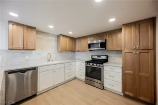 Photo #6: 2781017 Listing 