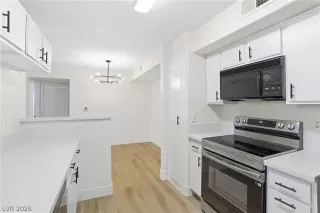 Photo #5: 2781109 Listing