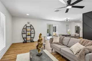 Photo #4: 2781125 Listing 