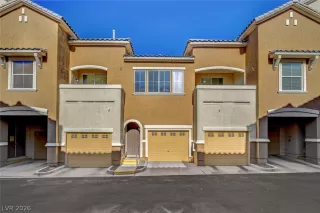 Photo #1: 2781137 Listing 