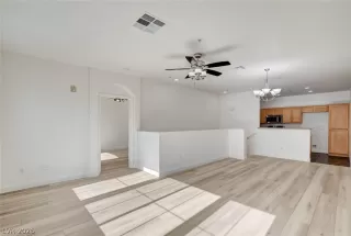 Photo #4: 2781137 Listing 