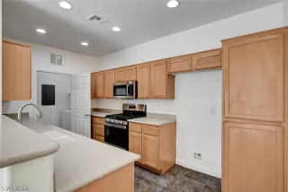 Photo #6: 2781137 Listing 