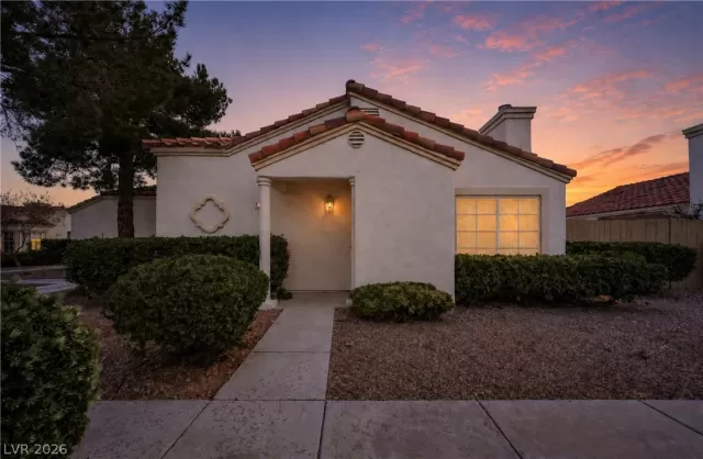 MLS: 2781146 Condo For Sale