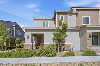 Photo #1: 2781156 Listing 