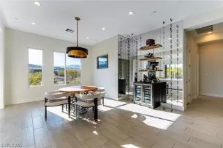 Photo #2: 2781167 Listing 