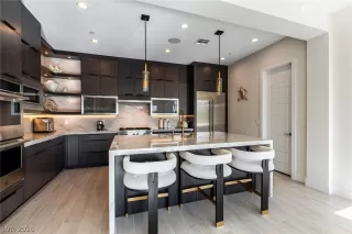Photo #3: 2781167 Listing 