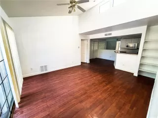Photo #5: 2781179 Listing 