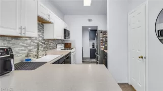 Photo #5: 2781208 Listing 