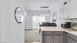 Photo #6: 2781208 Listing 