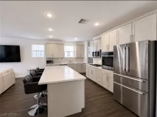 Photo #1: 2781210 Listing