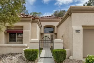 Photo #3: 2781299 Listing
