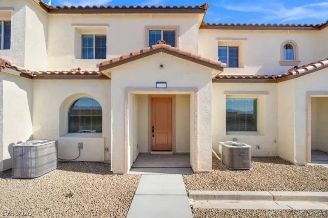 MLS: 2781315 Condo For Sale