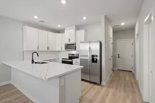 Photo #2: 2781315 Listing 