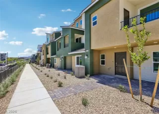 Photo #1: 2781321 Listing