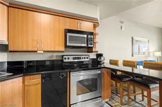 Photo #2: 2781329 Listing 