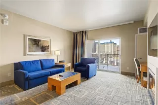 Photo #5: 2781329 Listing 